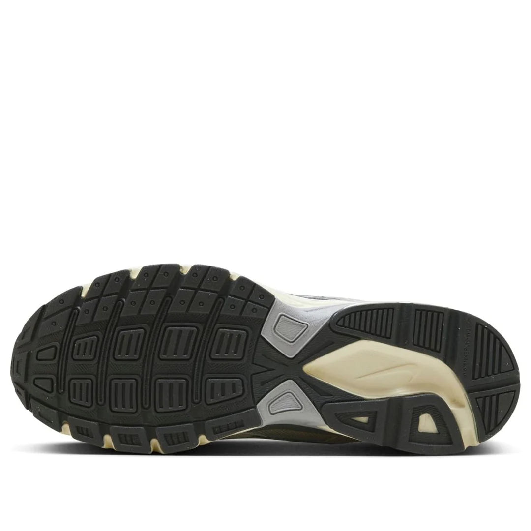 NikeInitiator 'Light Bone Grey'