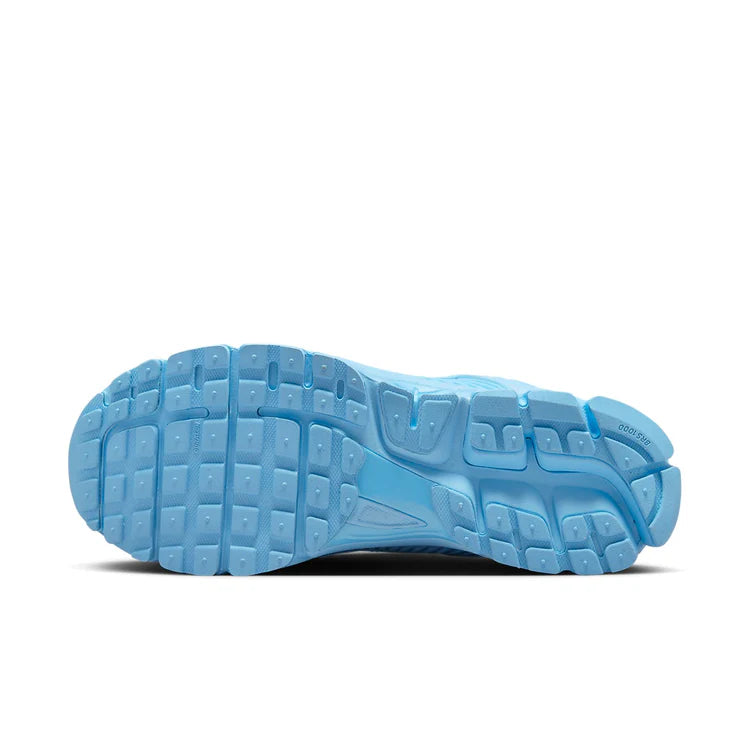 Nike Air Zoom Vomero 5