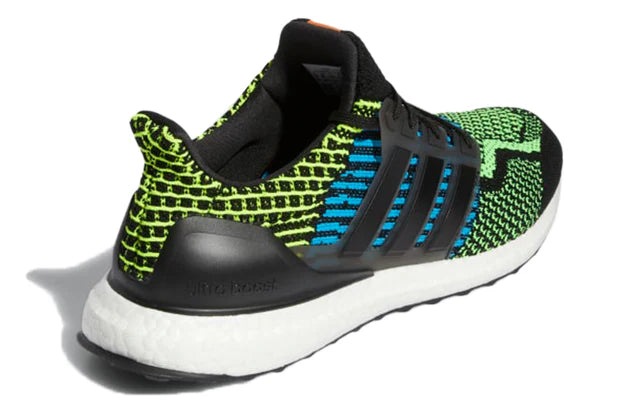 Adidas ULTRABOOST 5.0 DNA