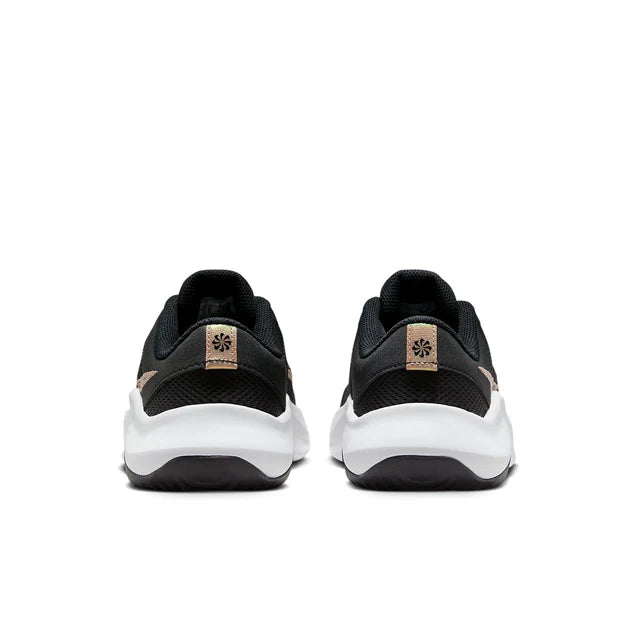 Nike Legend Essential 3