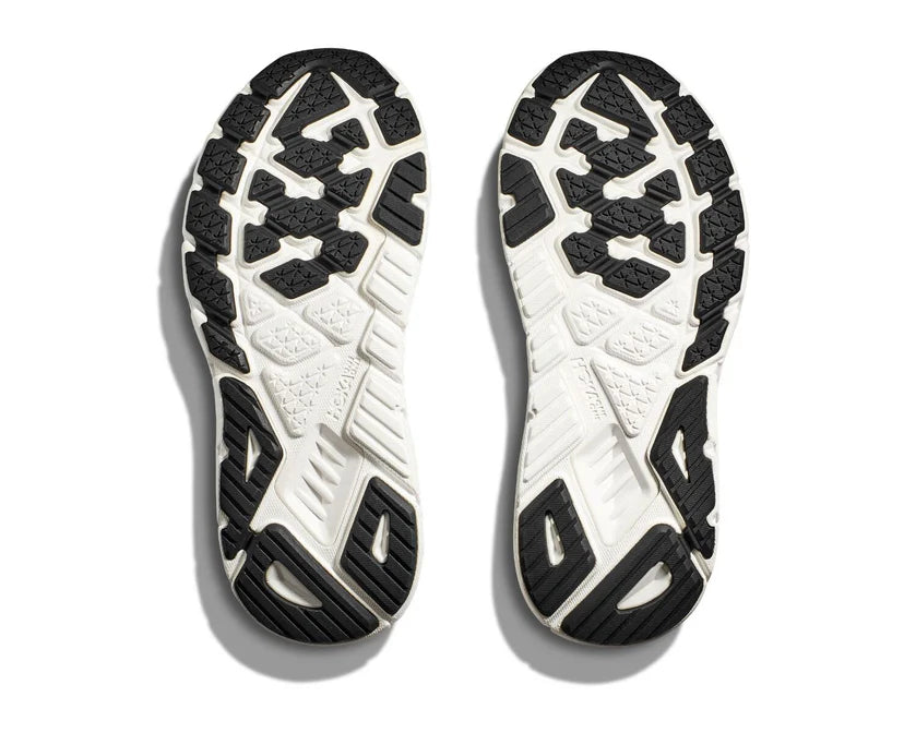 Hoka One One Arahi 7