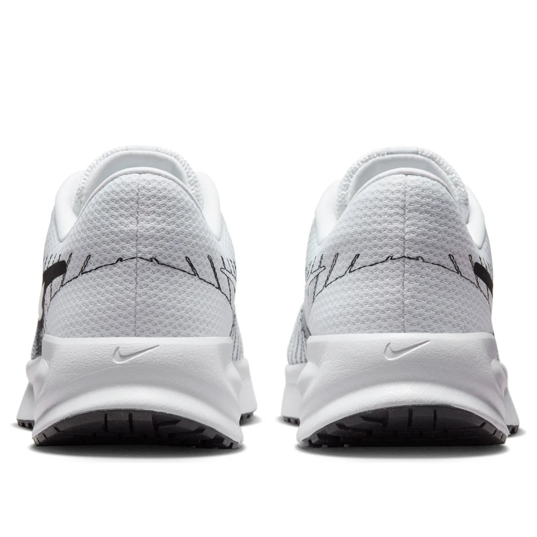 Nike Run Defy