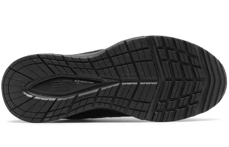 New Balance MX608v5