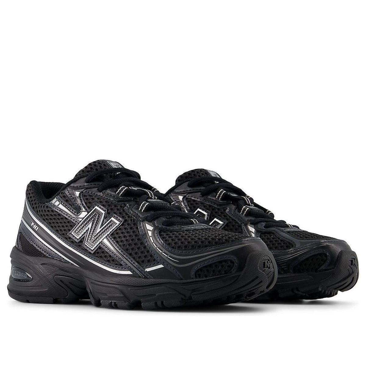 New Balance 740