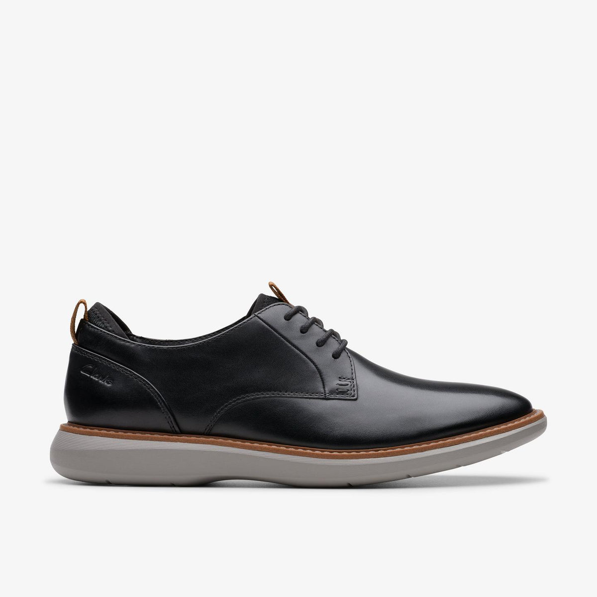 Clarks Men's Brantin Plain Oxford
