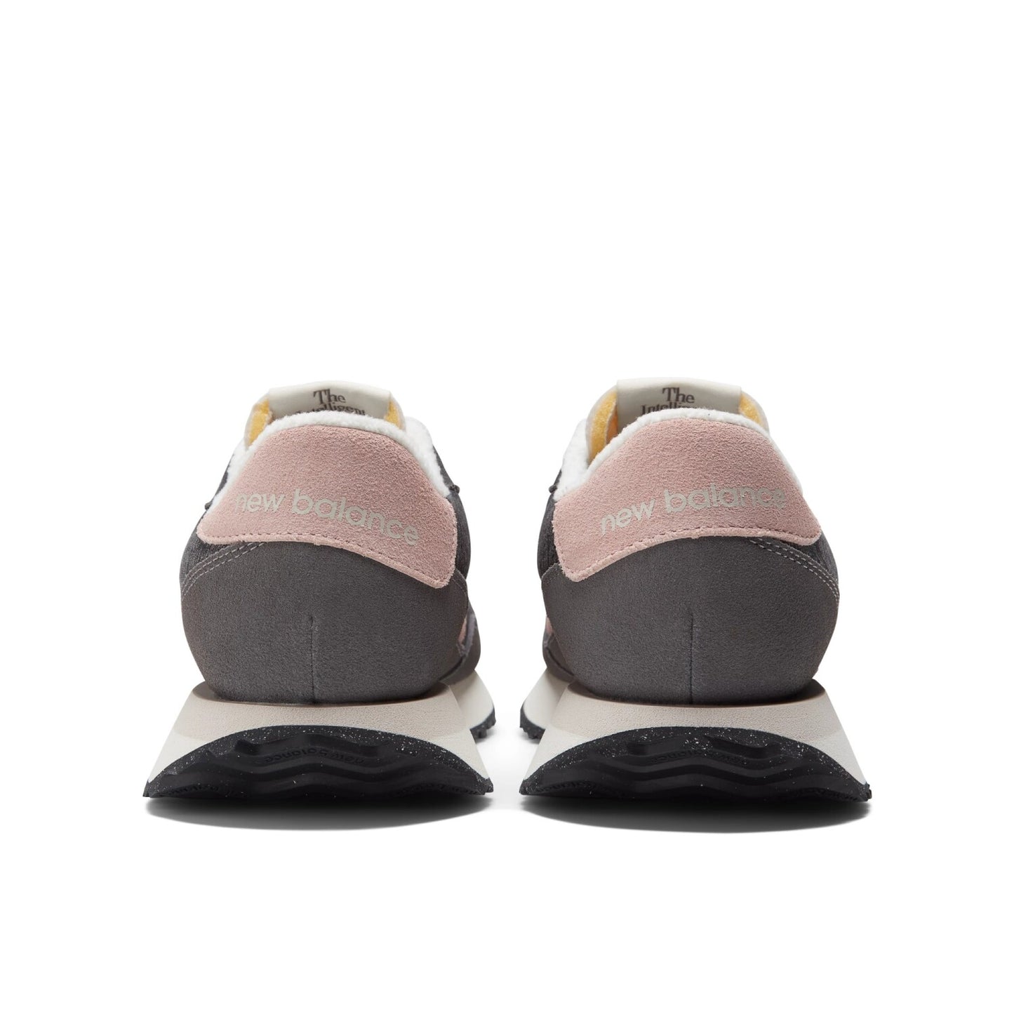New Balance 327