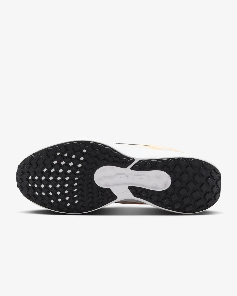 Nike Winflo 11 Sail Laser Orange Coconut Milk Black
