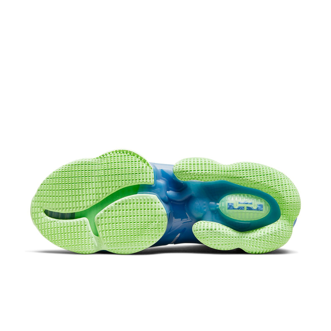 Nike-LeBron 19