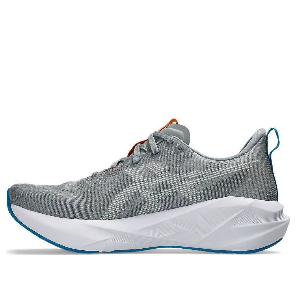 ASICS - Novablast 5