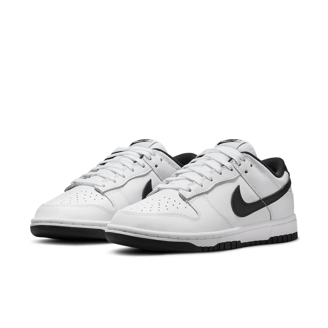 Nike - (WMNS) Nike Dunk Low 'White Black'