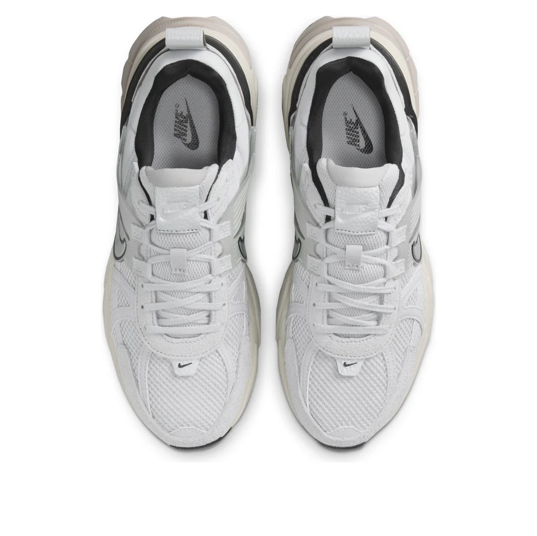 Nike - (WMNS) Nike V2K Run 'Pure Platinum Chrome