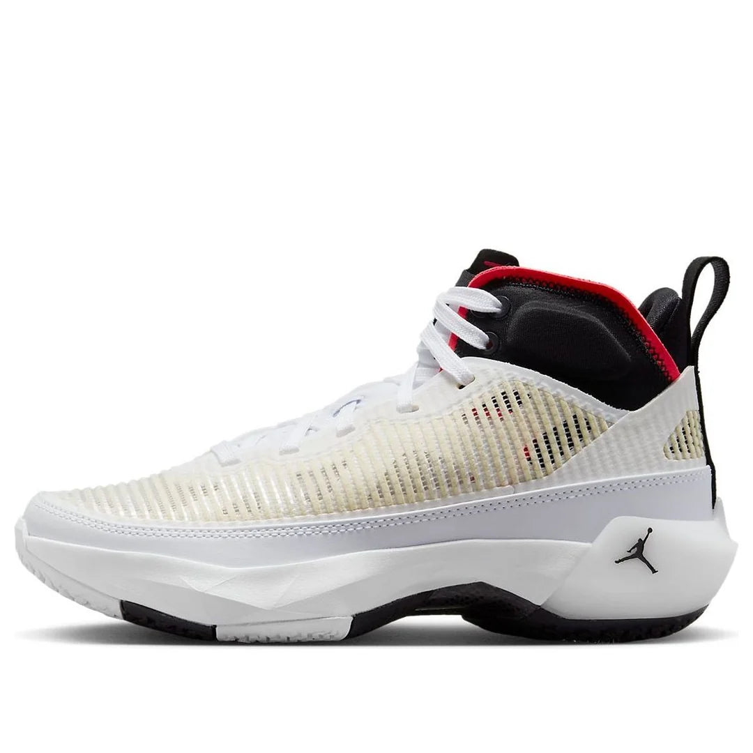 Jordan - (GS) Air Jordan 37 'Siren Red'