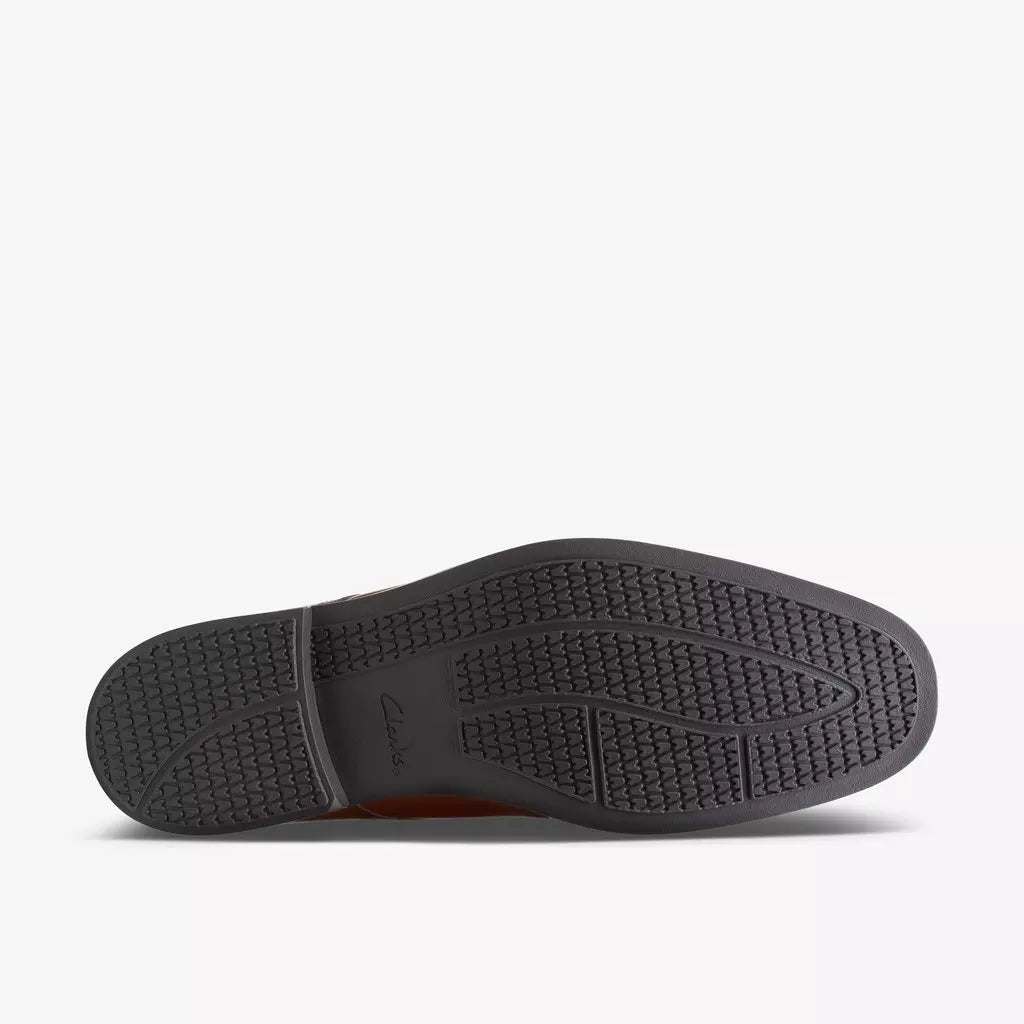 Clarks Howard Walk Dark Tan Leather