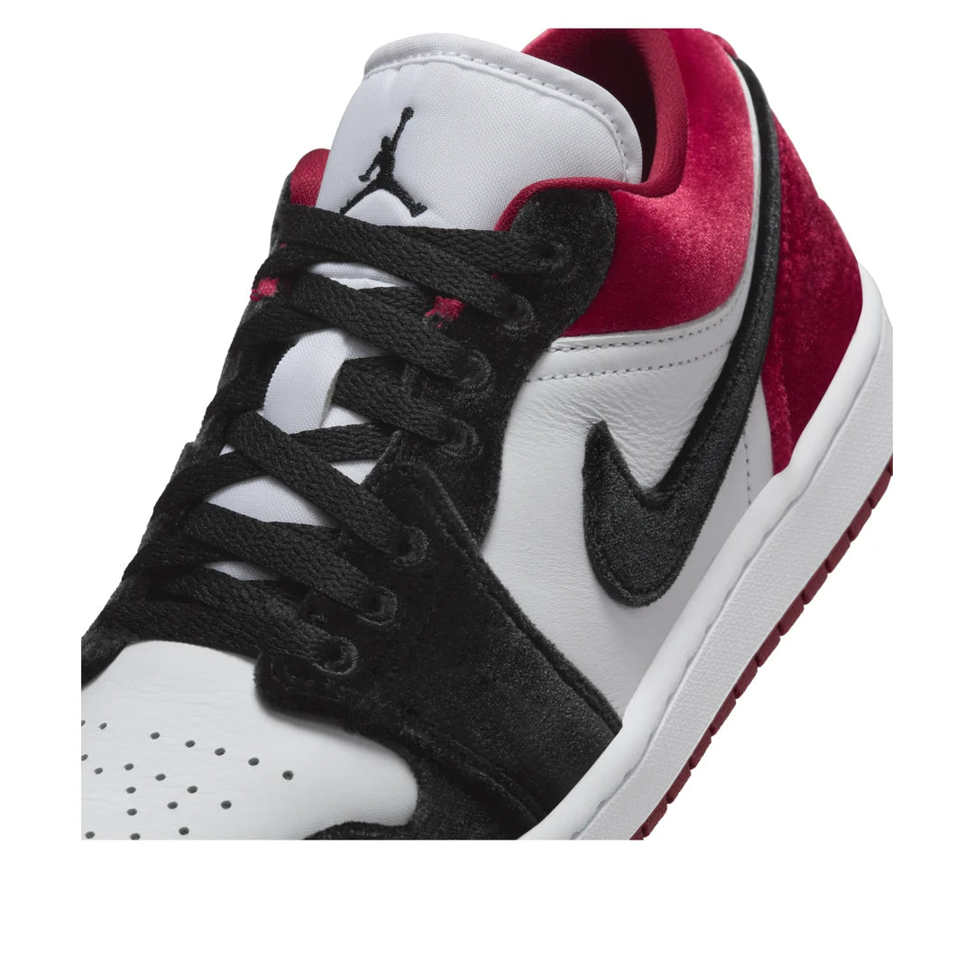 Air Jordan 1 Low SE 'Velvet Black Toe