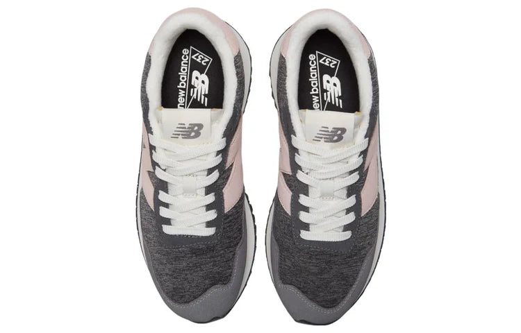 New Balance 327