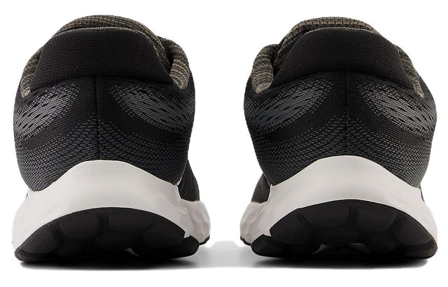 New Balance 520 v8