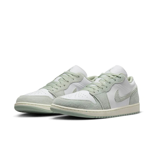 Air Jordan 1 Low SE