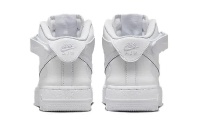 Nike Air Force 1 Mid EasyOn SE