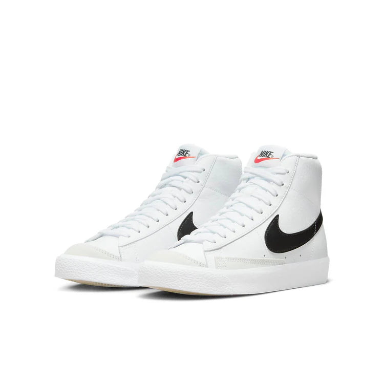 Nike Blazer Mid ’77 ‘White Black’