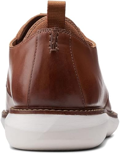 Clarks Brantin Low
