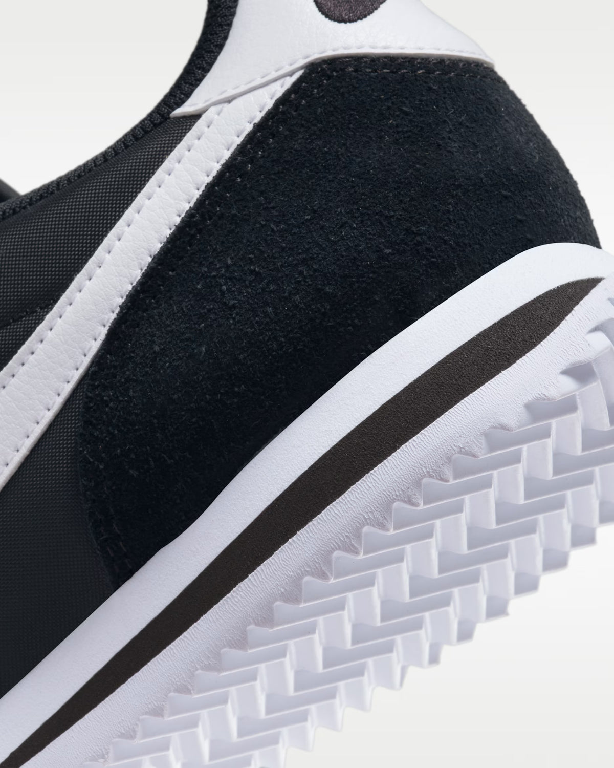 Nike - (WMNS) Nike Cortez 'Nylon Black White