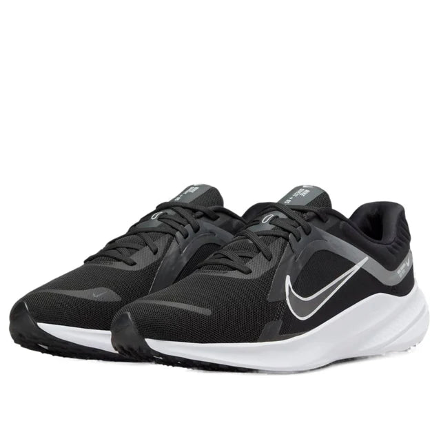 Nike Quest 5
