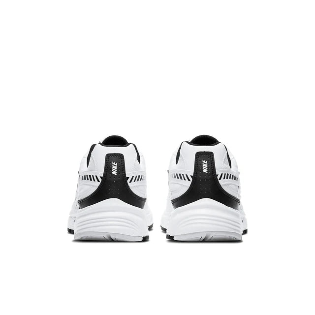 Nike Initiator