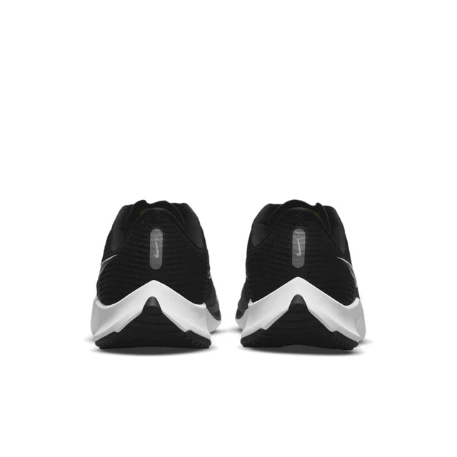 Nike Rival Fly 3