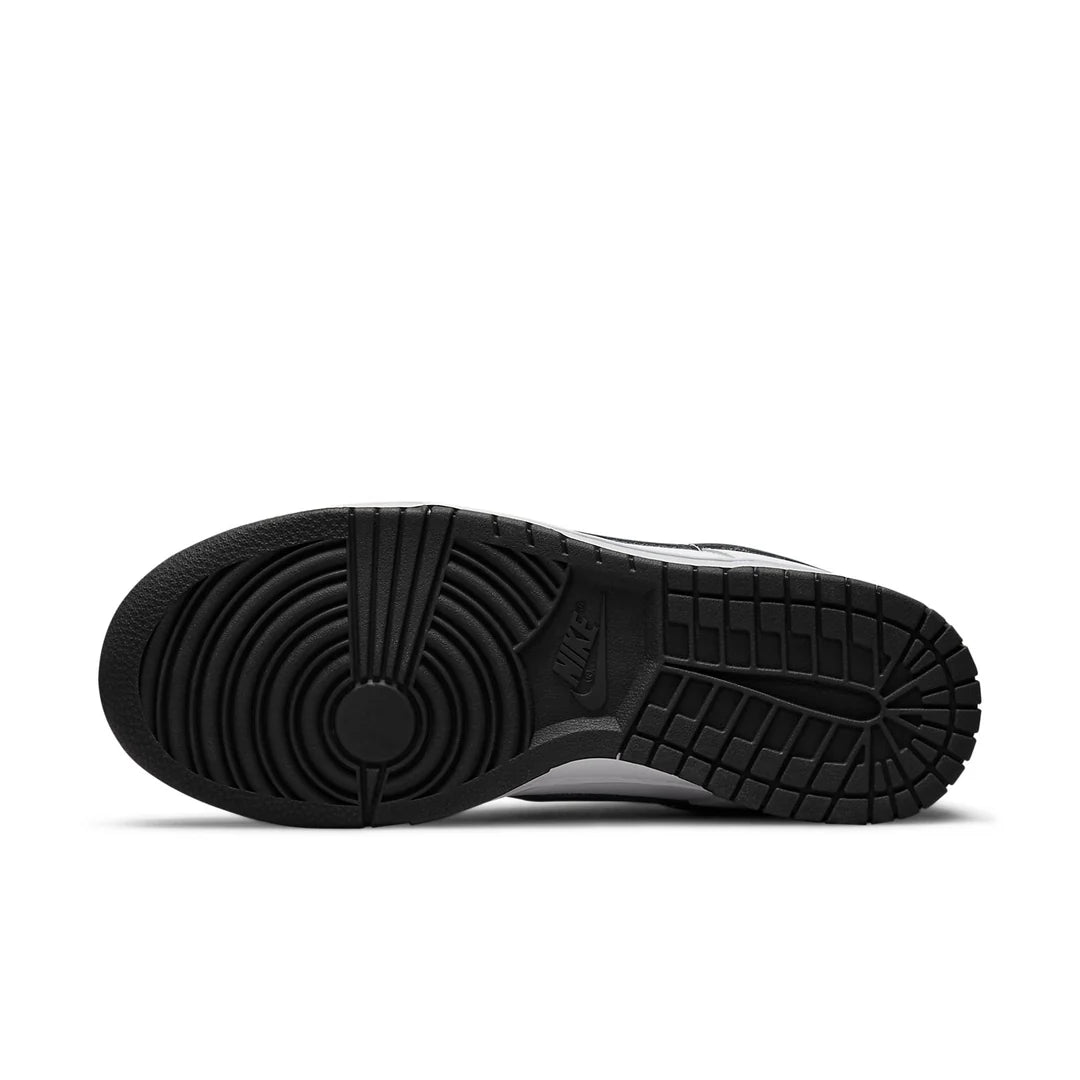 Nike - (WMNS) Nike Dunk Low 'White Black'