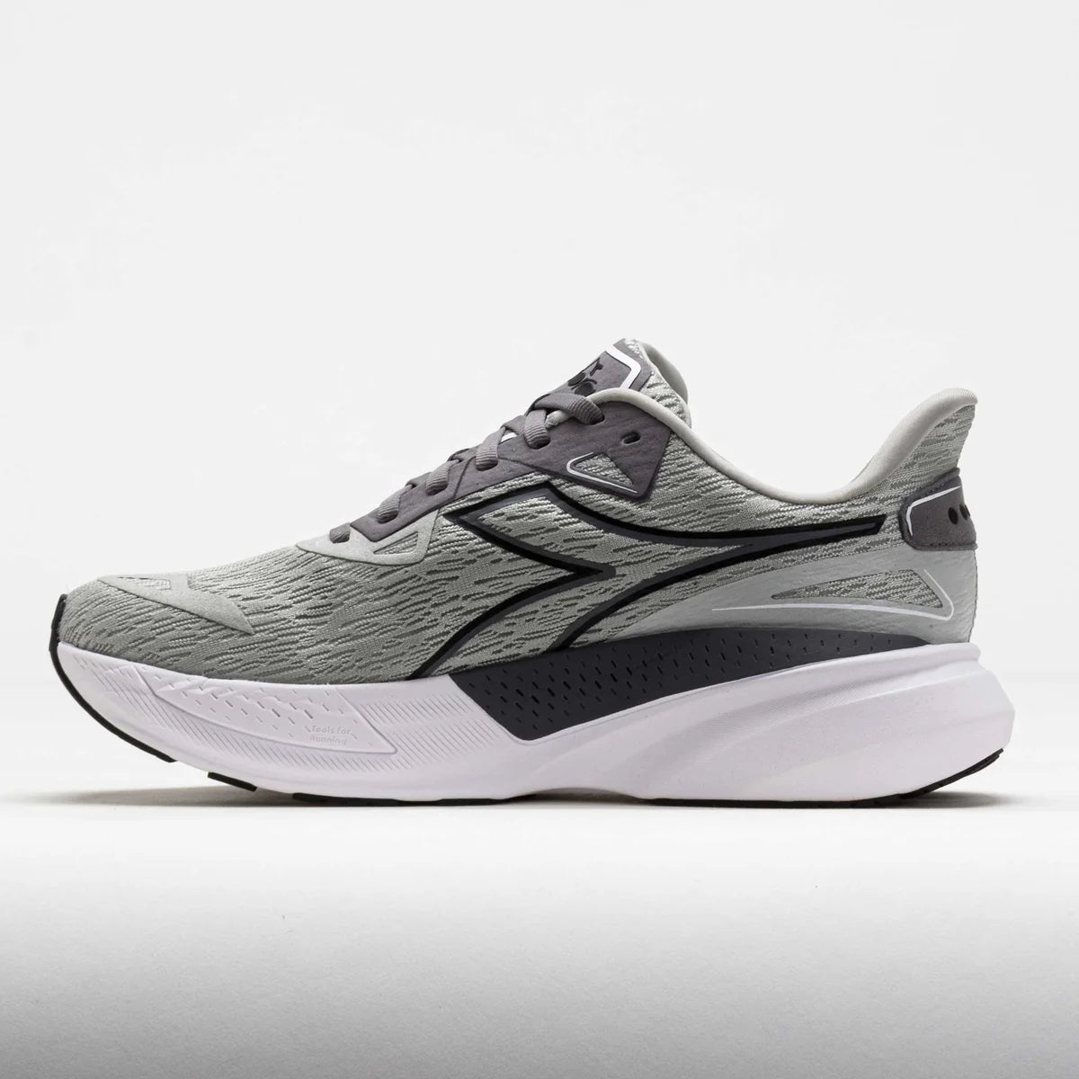 Diadora Nucleo 2