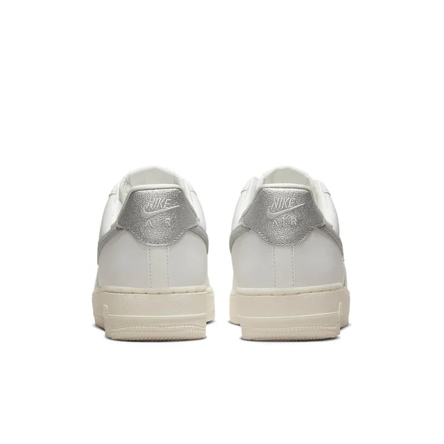 Nike Air Force 1 ’07 Essential