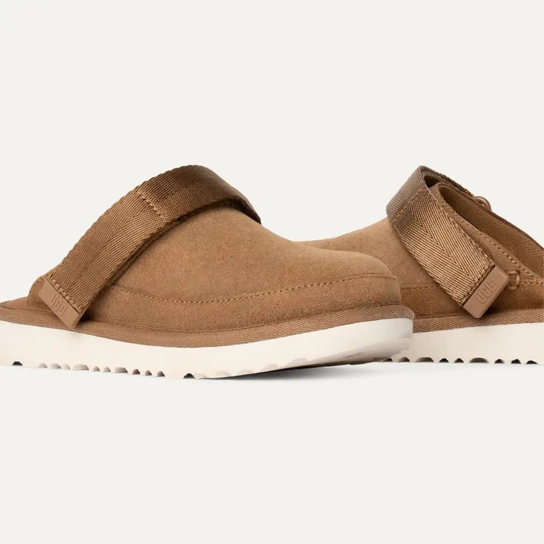 UGG GOLDENSTAR CLOG