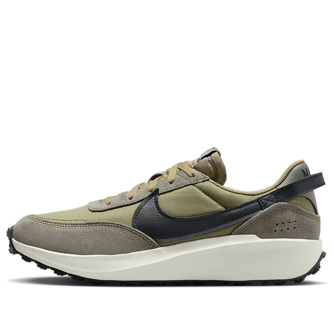 Nike - Waffle Debut SE
