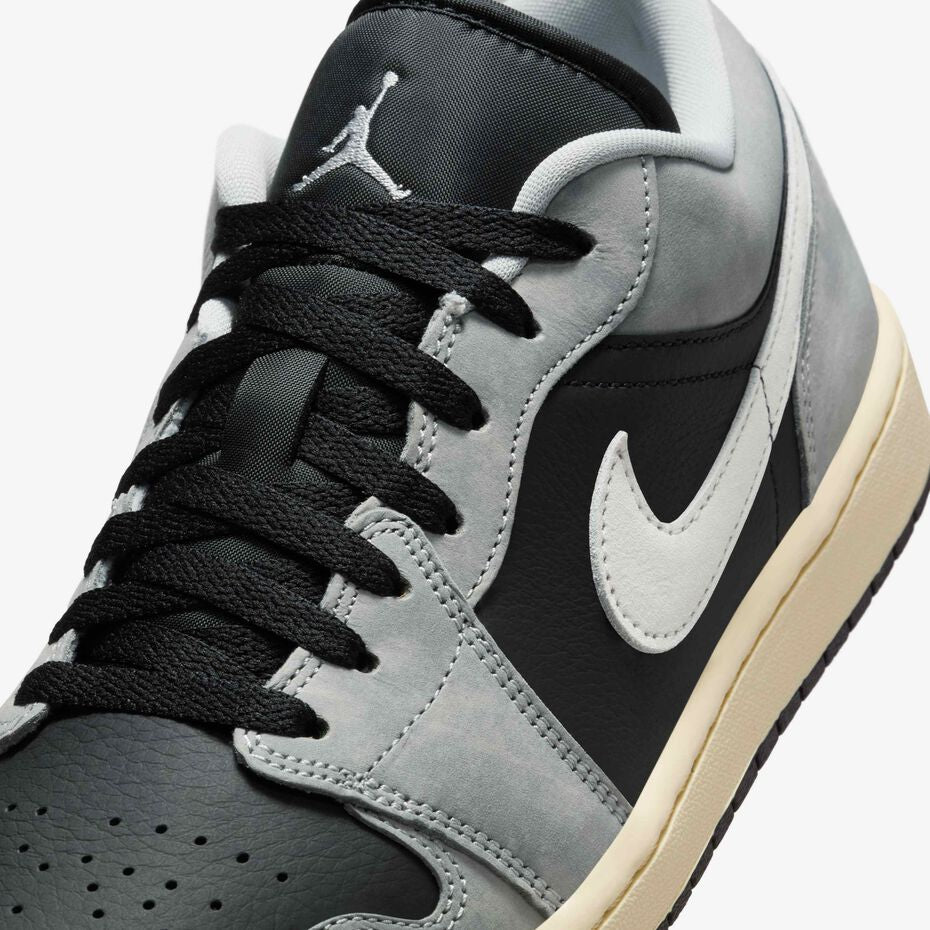 Air Jordan 1 Low SE