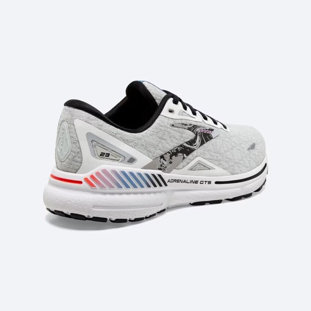 Brooks ADRENALINE GTS 23 Abstract