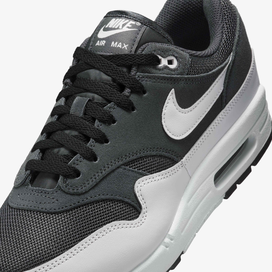 Nike Air Max 1 Essential