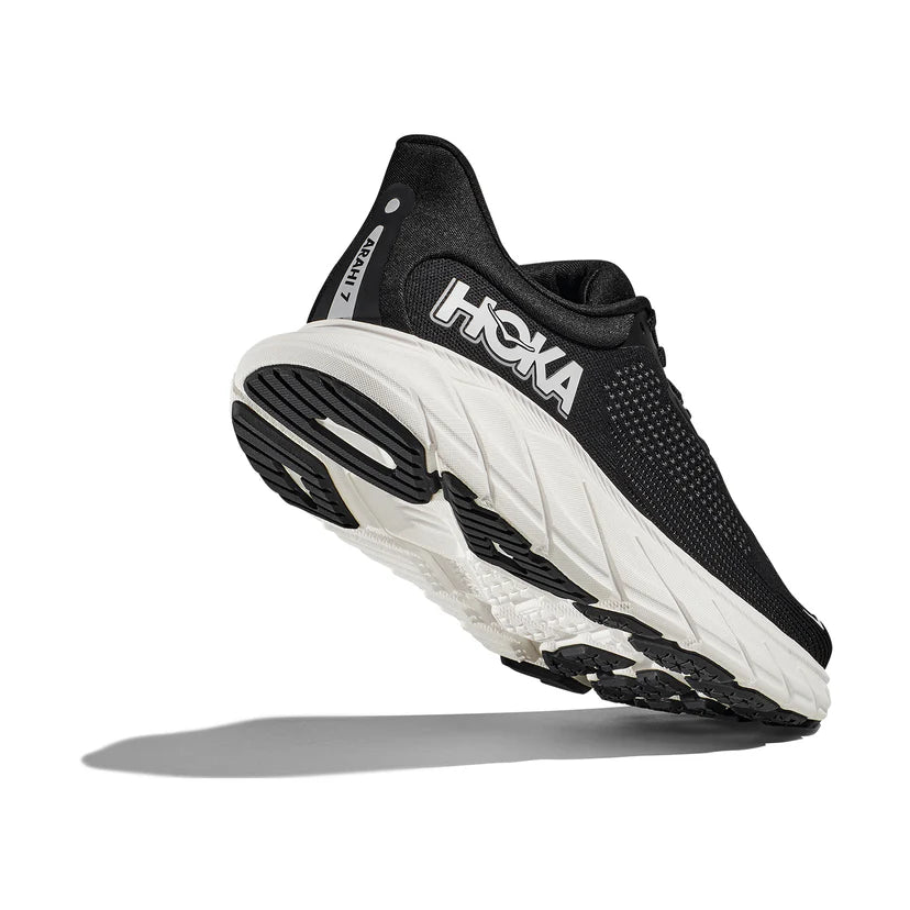 Hoka One One Arahi 7