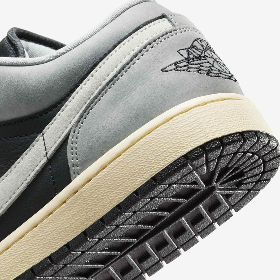 Air Jordan 1 Low SE