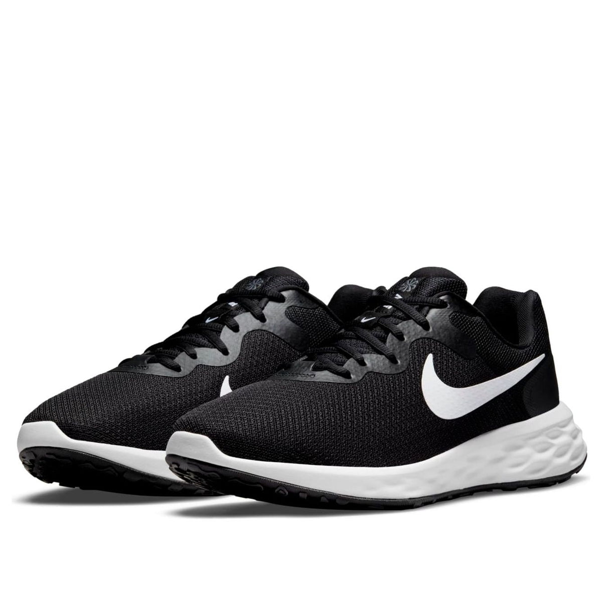 Nike Revolution 6