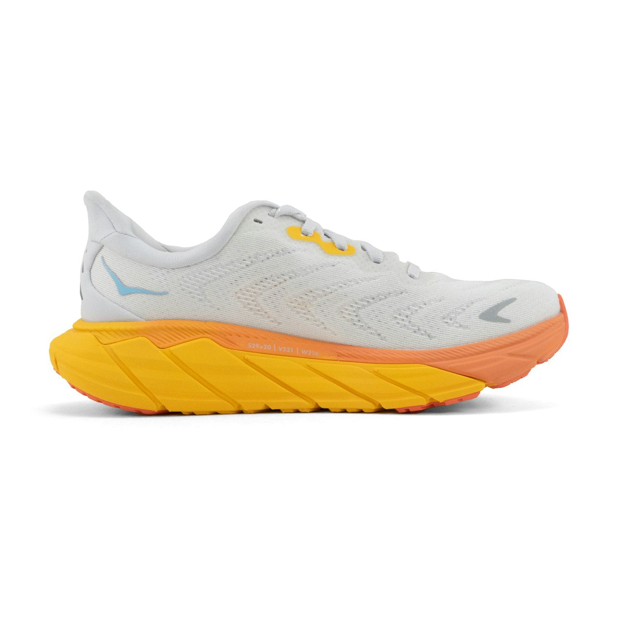 HOKA ARAHI 6