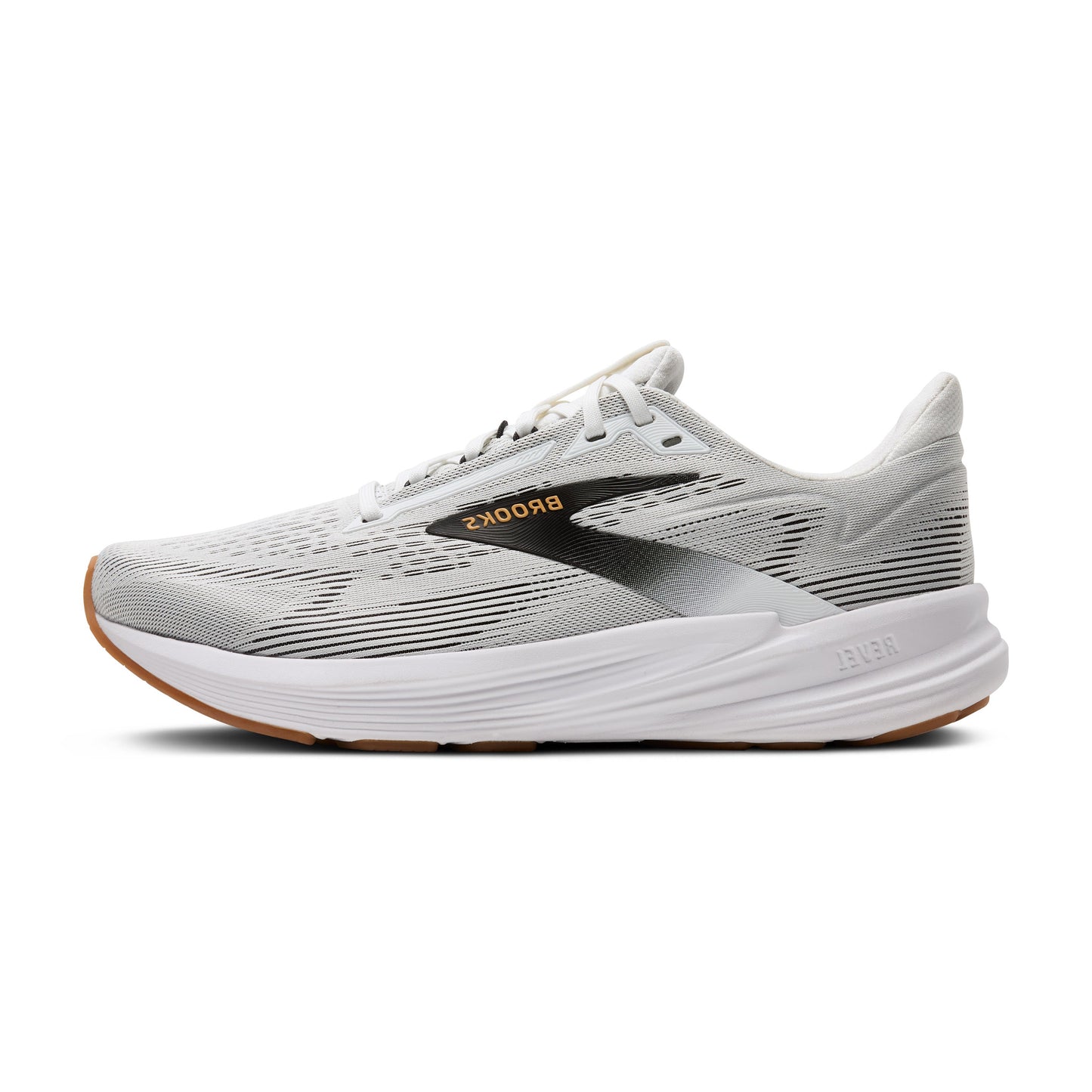 Brooks Revel 8