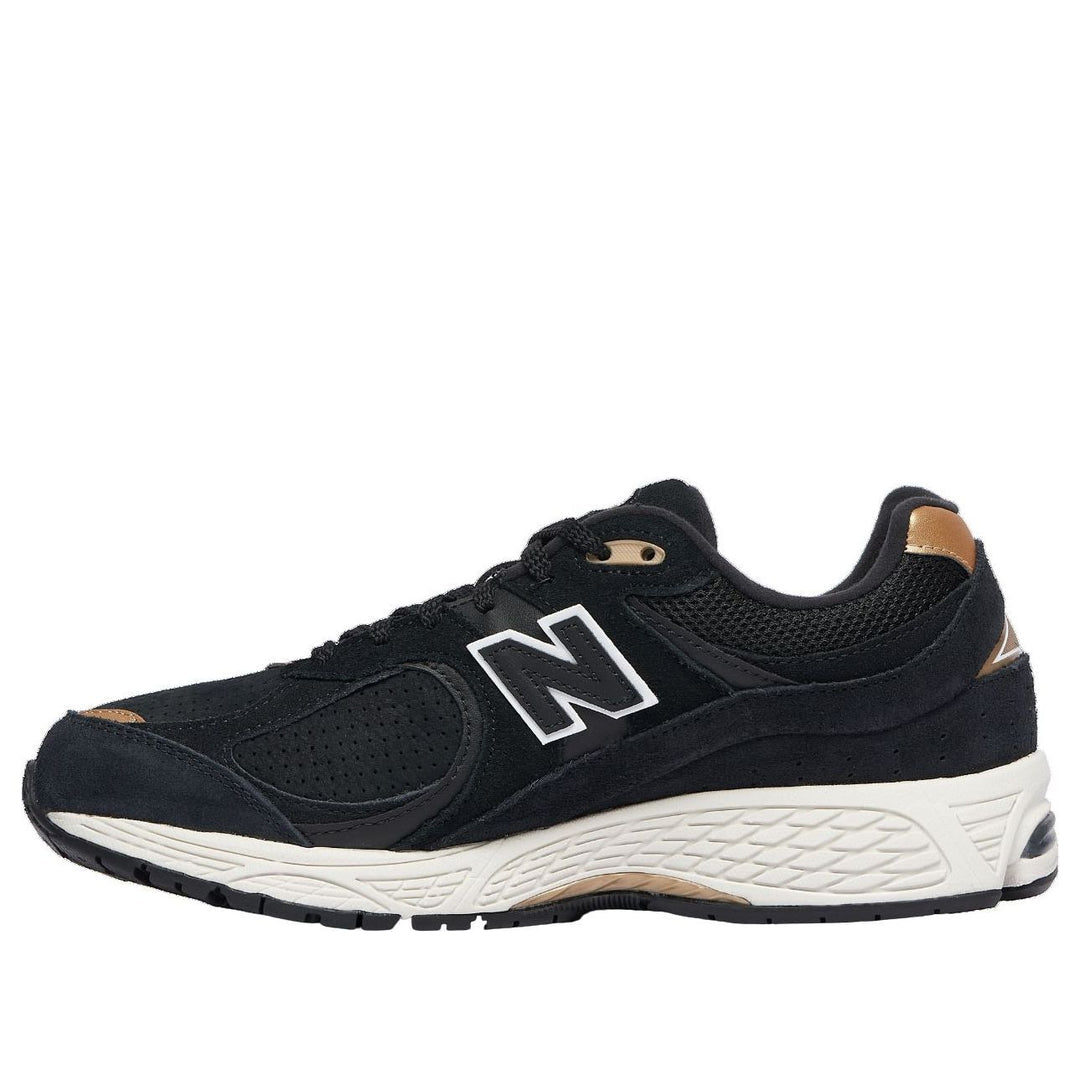 New Balance 2002R