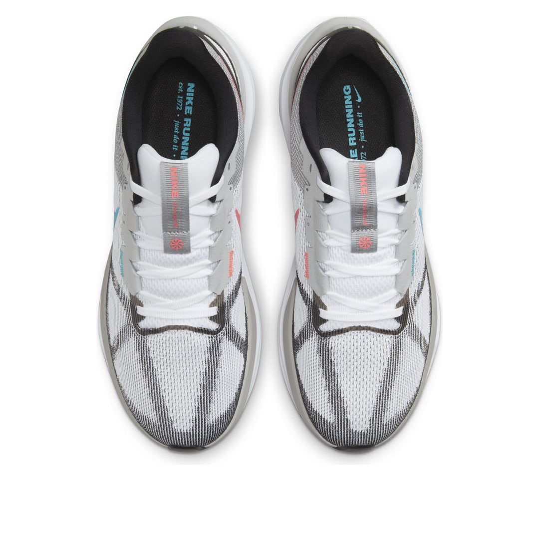 Nike Structure 25