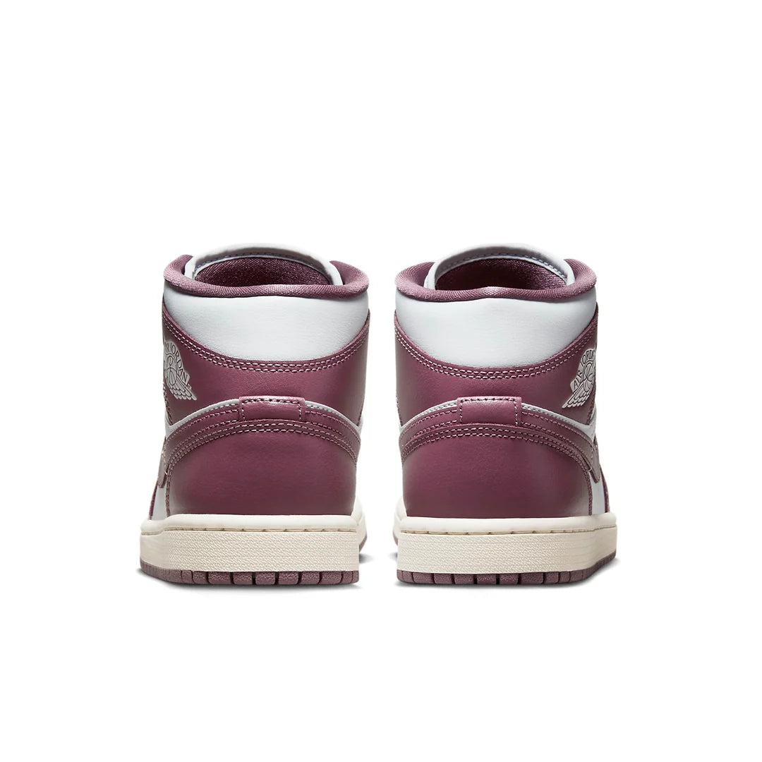 Nike Jordan 1 Mid
