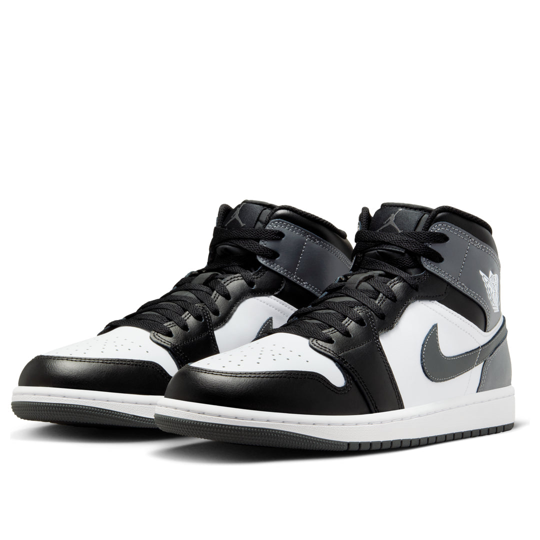 Nike Air Jordan 1 Mid
Black White