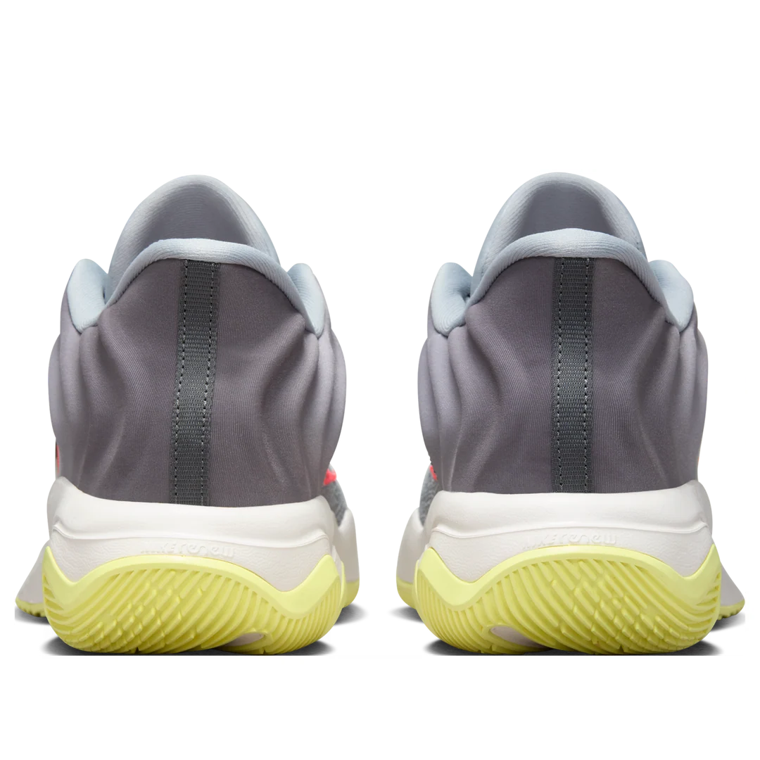 Nike Giannis Immortality 4