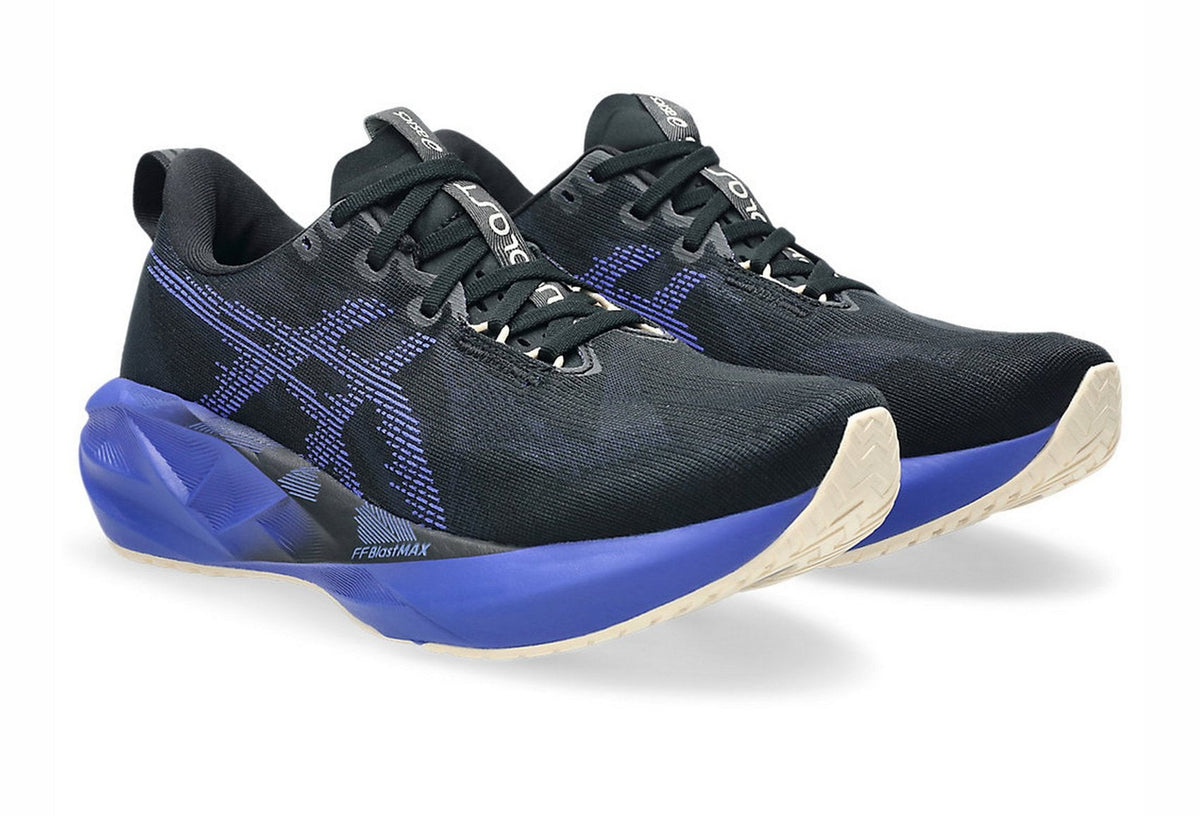ASICS Novablast 5.