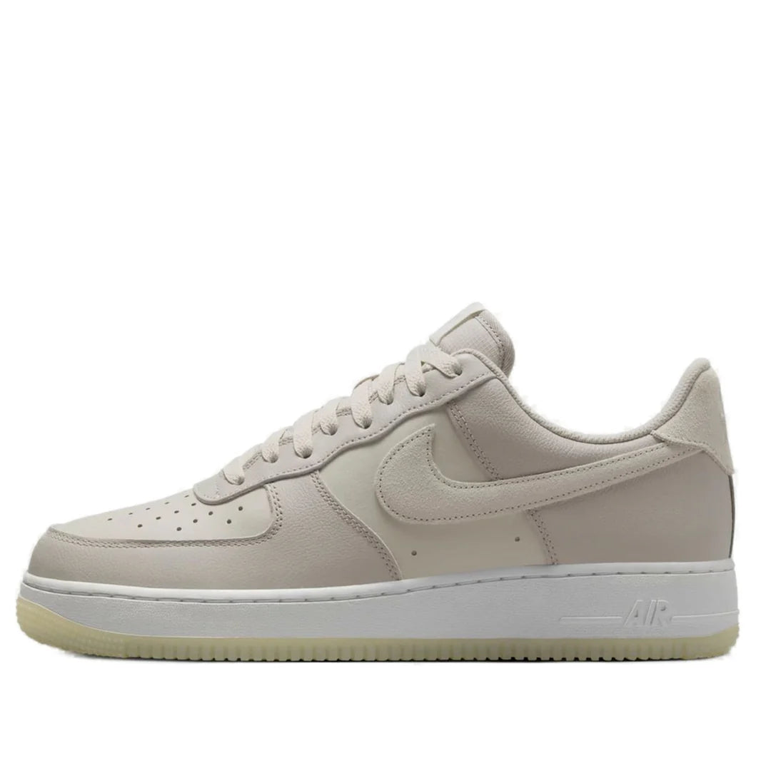 Nike Air Force 1 Low '07 LV8