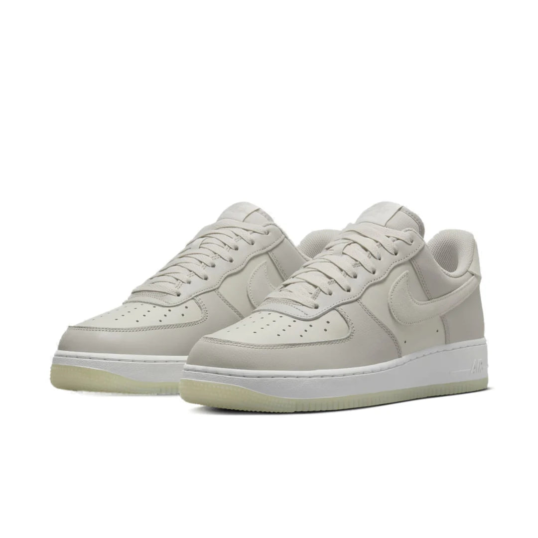 Nike Air Force 1 Low '07 LV8