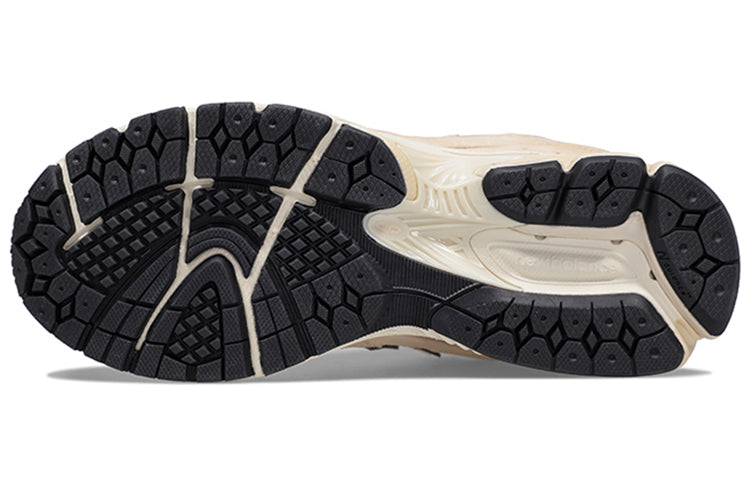 New Balance 2002R